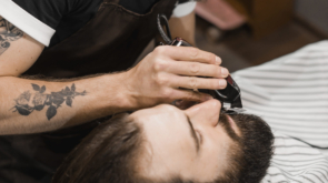 Beard sculpting in Vaughan barber shop